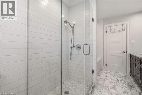 356 Shoreacres Road, Burlington, ON - Indoor Photo Showing Bathroom