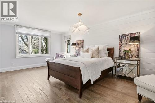 356 Shoreacres Road, Burlington, ON - Indoor Photo Showing Bedroom