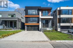 38 GWENDOLEN AVENUE Toronto, ON M2N 1A2