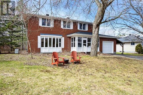 12 GLENVIEW CRESCENT  Perth, ON K7H 2L2