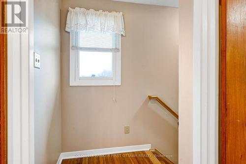 Second floor, hardwood floors in hallway & bedrms - 12 Glenview Crescent, Perth, ON - Indoor Photo Showing Other Room