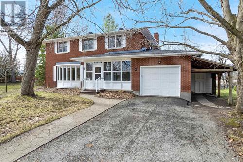 Home has attached garage with car port - 12 Glenview Crescent, Perth, ON - Outdoor