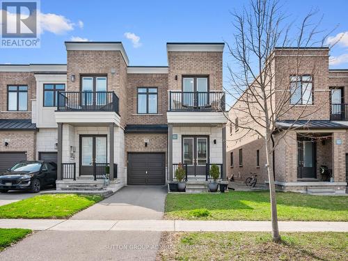 197 Elyse Court, Aurora, ON - Outdoor With Balcony With Facade