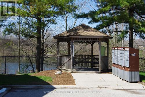 41 - 43 Capulet Walk, London North (North M), ON - Outdoor