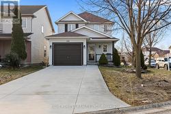 696 FELDGATE CIRCLE  London East (East I), ON N5V 5E8