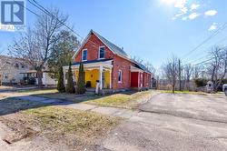 442 MOFFAT STREET Pembroke, ON K8A 3Y1