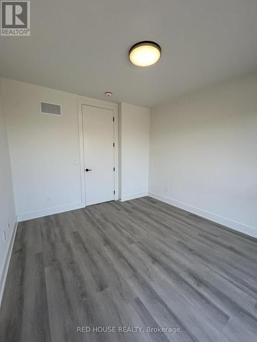 34 Everett Common, St. Catharines, ON - Indoor Photo Showing Other Room