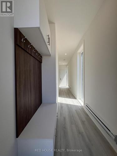 34 Everett Common, St. Catharines, ON - Indoor Photo Showing Other Room