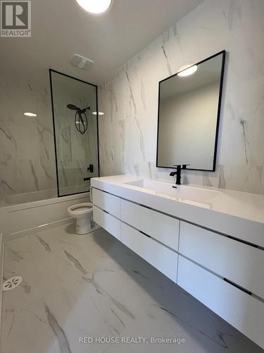 34 Everett Common, St. Catharines, ON - Indoor Photo Showing Bathroom