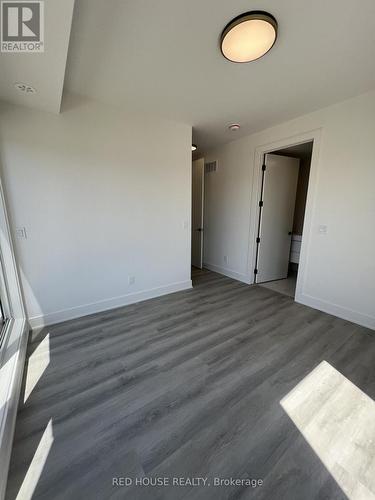 34 Everett Common, St. Catharines, ON - Indoor Photo Showing Other Room