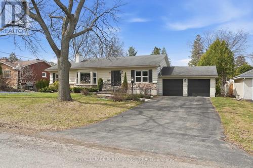 880 Melwood Avenue, Ottawa, ON - Outdoor With Facade