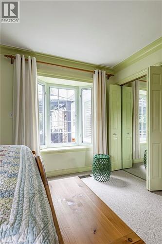 134 Broad Leaf Crescent, Ancaster, ON - Indoor Photo Showing Bedroom