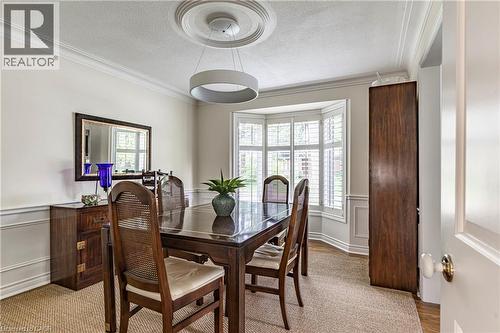 134 Broad Leaf Crescent, Ancaster, ON - Indoor Photo Showing Dining Room