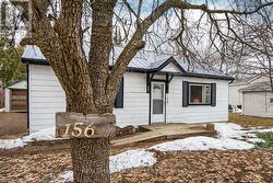 156 SILVER BIRCH CRESCENT Tay (Port Mcnicoll), ON L0K 1R0