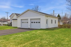 Garage - 