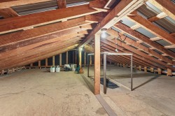 Mezzanine - 