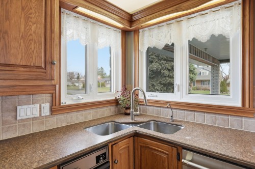 Cuisine - 6625  - 6635 Rue Du Clocher, Saint-Hyacinthe, QC - Indoor Photo Showing Kitchen With Double Sink