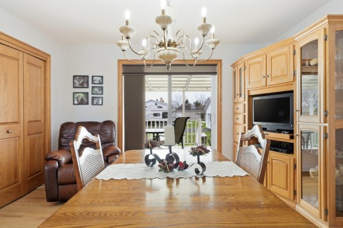 Salle à manger - 6625  - 6635 Rue Du Clocher, Saint-Hyacinthe, QC - Indoor Photo Showing Dining Room