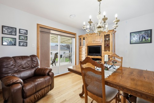 Salle à manger - 6625  - 6635 Rue Du Clocher, Saint-Hyacinthe, QC - Indoor Photo Showing Living Room