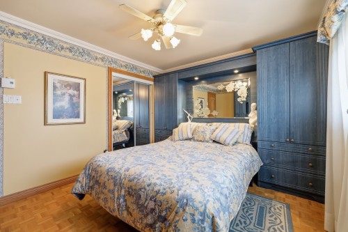 Chambre à coucher principale - 6625  - 6635 Rue Du Clocher, Saint-Hyacinthe, QC - Indoor Photo Showing Bedroom