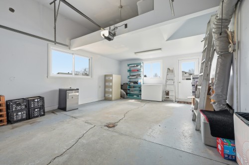 Garage - 6625  - 6635 Rue Du Clocher, Saint-Hyacinthe, QC - Indoor Photo Showing Garage