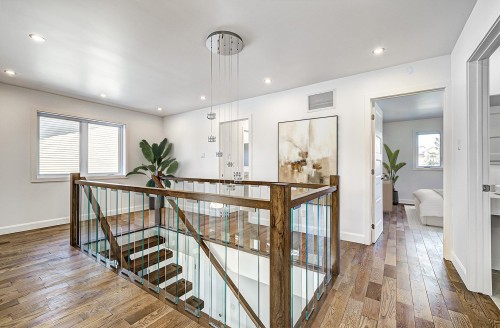 Interior - 12 Av. Hillside, Pointe-Claire, QC - Indoor Photo Showing Other Room