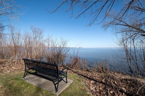 Waterfront - 12 Av. Hillside, Pointe-Claire, QC - Outdoor With View