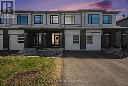 57 MANDEVILLA CRESCENT  Ottawa, ON K1T 0Y2