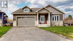 19 DONALDSON COURT Brockville, ON K6V 7J1
