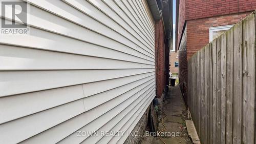 111 Hillyard Street, Hamilton, ON - Outdoor
