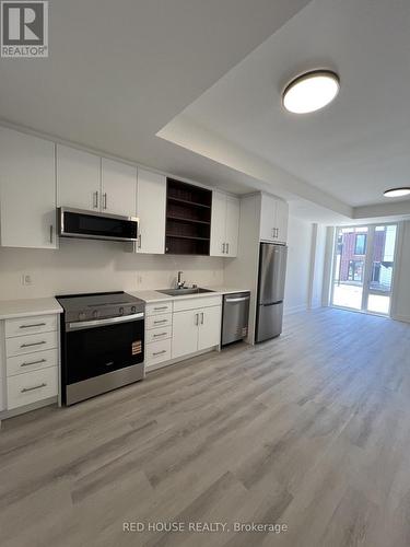 44 Everett Common, St. Catharines, ON - Indoor Photo Showing Kitchen