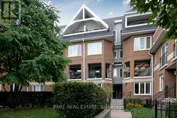 5 - 217 ST GEORGE STREET Toronto, ON M5R 3S7