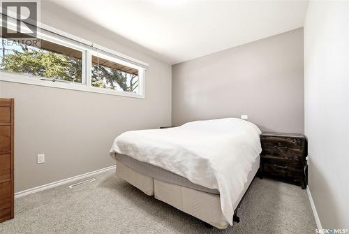 3013 Grant Road, Regina, SK - Indoor Photo Showing Bedroom