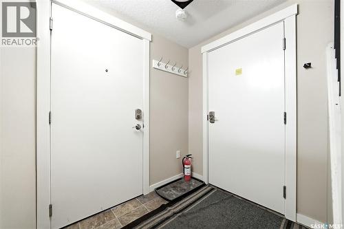 3013 Grant Road, Regina, SK - Indoor Photo Showing Other Room