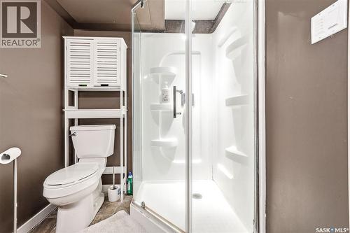 3013 Grant Road, Regina, SK - Indoor Photo Showing Bathroom