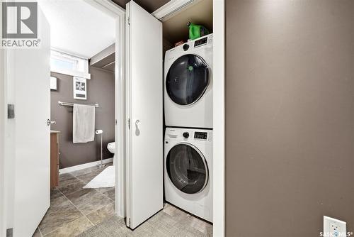 3013 Grant Road, Regina, SK - Indoor Photo Showing Laundry Room