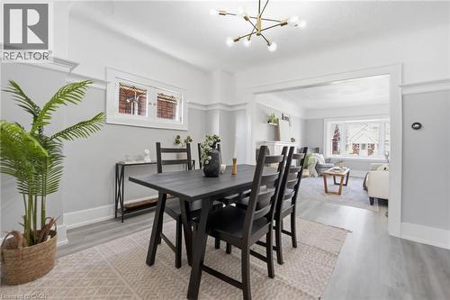 69 Houghton Avenue S, Hamilton, ON - Indoor Photo Showing Dining Room