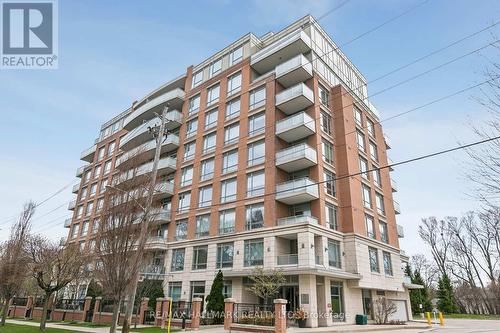 705 - 17 RUDDINGTON DRIVE  Toronto, ON M2K 0A8