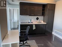 4007 - 65 ST MARY STREET Toronto, ON M5S 0A6