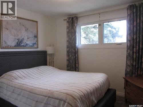 1802 Arlington Avenue, Saskatoon, SK - Indoor Photo Showing Bedroom