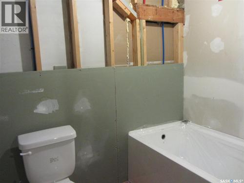 1802 Arlington Avenue, Saskatoon, SK - Indoor Photo Showing Bathroom