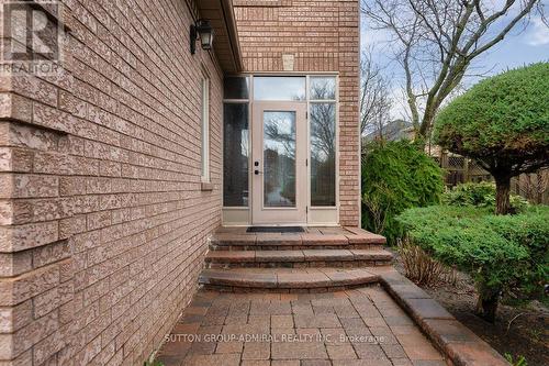 126 Redondo Drive E, Vaughan, ON - Outdoor