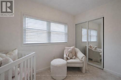 1962 Calgary Court, Mississauga, ON - Indoor Photo Showing Bedroom