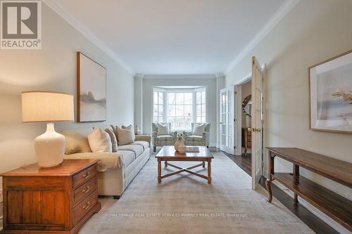 1962 Calgary Court, Mississauga, ON - Indoor Photo Showing Living Room