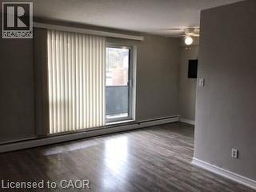 81 E Charlton Avenue E Unit# 904, Hamilton, ON - Indoor Photo Showing Other Room
