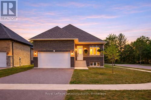 51 NATURES TRAIL  Wasaga Beach, ON L9Z 0H4