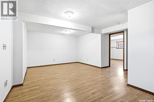 3150 Jenkins Drive E, Regina, SK - Indoor Photo Showing Other Room