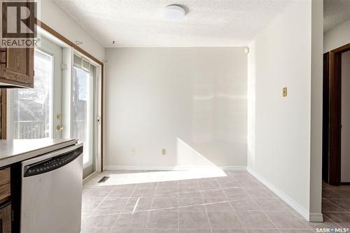 3150 Jenkins Drive E, Regina, SK - Indoor