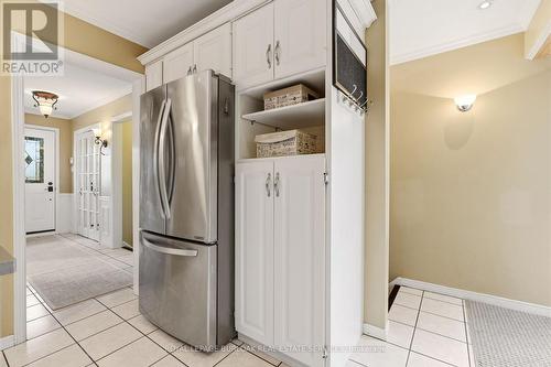 559 Rexway Court, Burlington, ON - Indoor