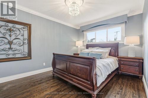 559 Rexway Court, Burlington, ON - Indoor Photo Showing Bedroom